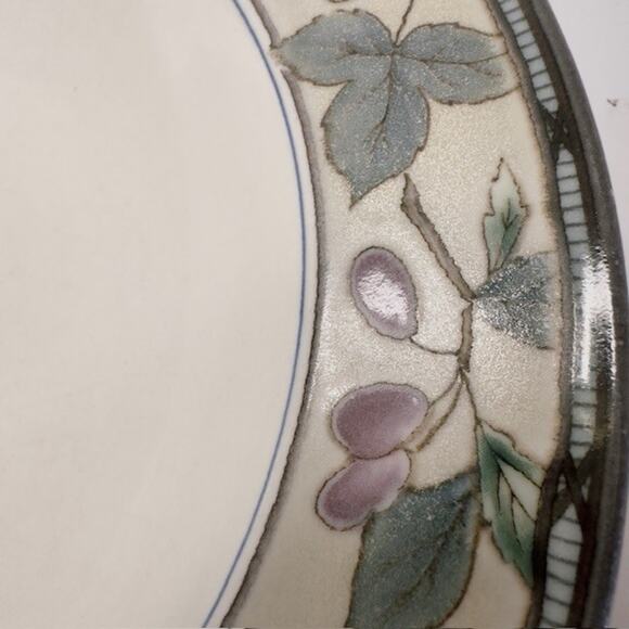 Mikasa Garden Harvest 6 Large Rim Soup Bowl Intaglio, Fruit & Leaves On Rim, VTG - Picture 5 of 12